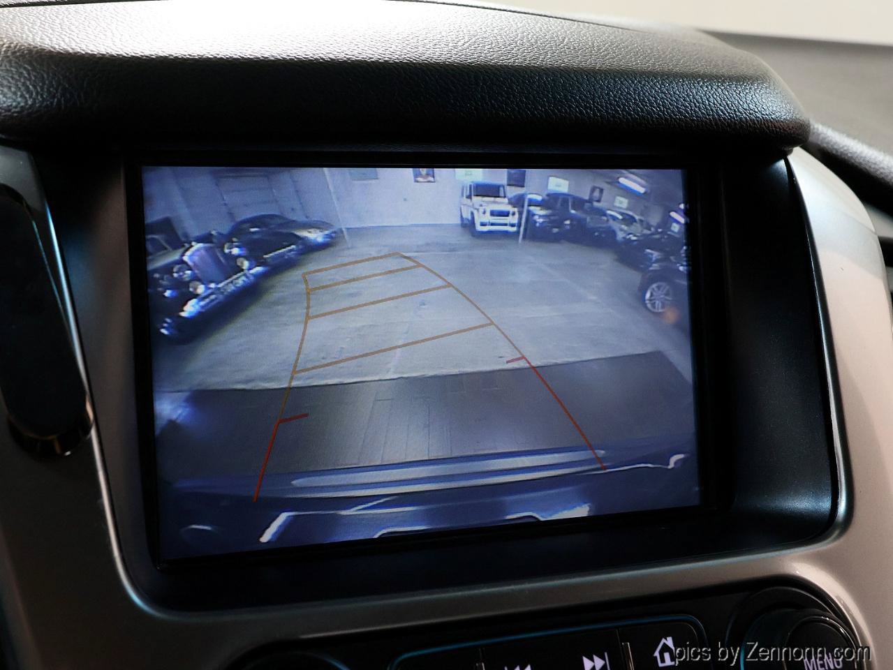 Used 2020 Chevrolet Suburban LT AWD/4WD image 20