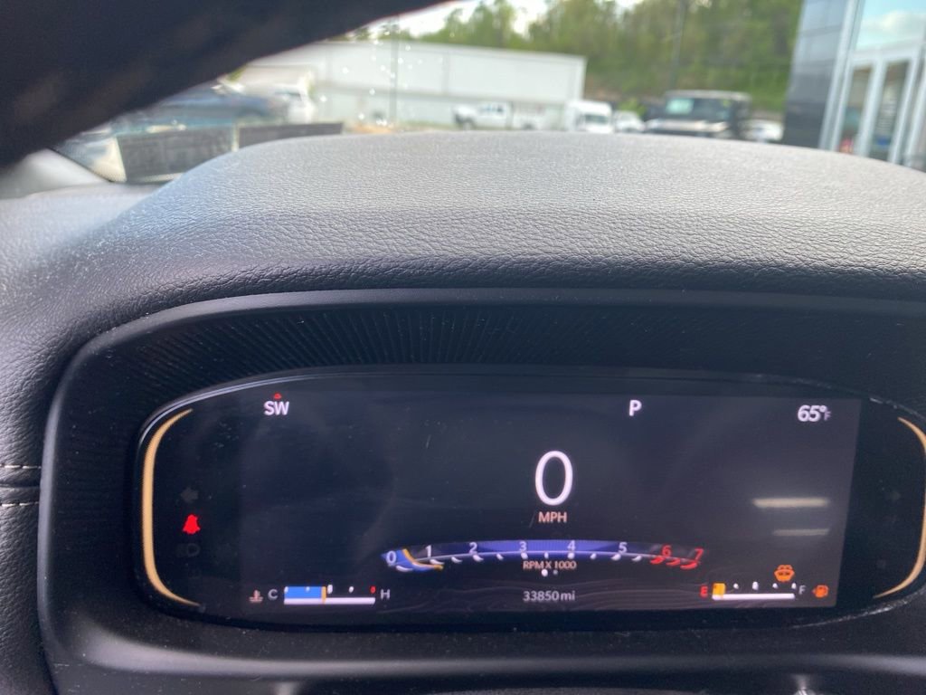 Used 2022 Jeep Wagoneer Series II AWD/4WD image 23