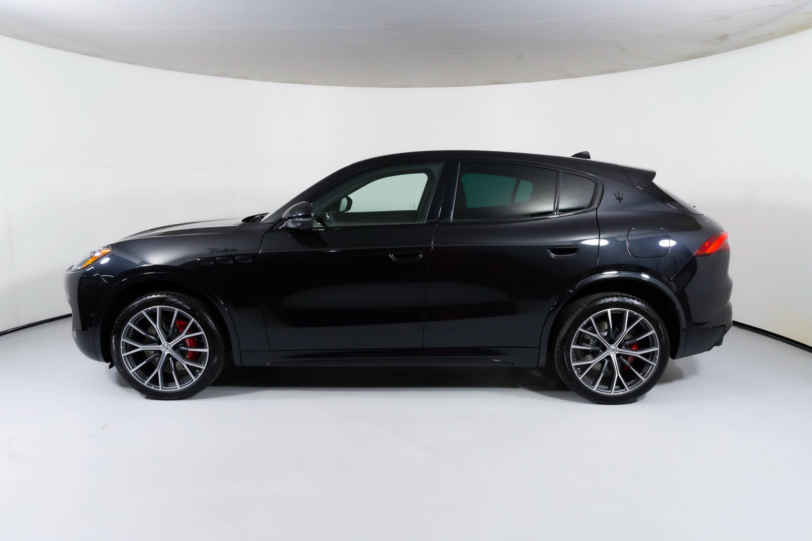 New 2026 Maserati Grecale Modena AWD/4WD image 3