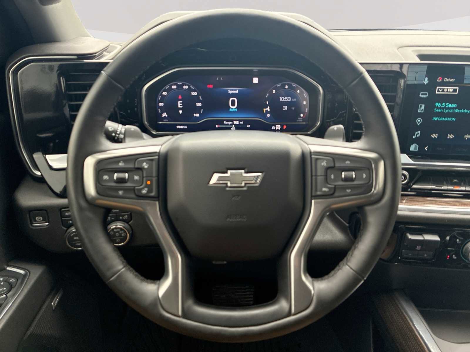 Used 2024 Chevrolet Silverado 1500 RST image 10