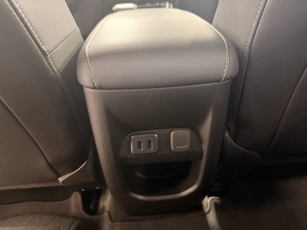 Used 2018 GMC Canyon SLT image 23