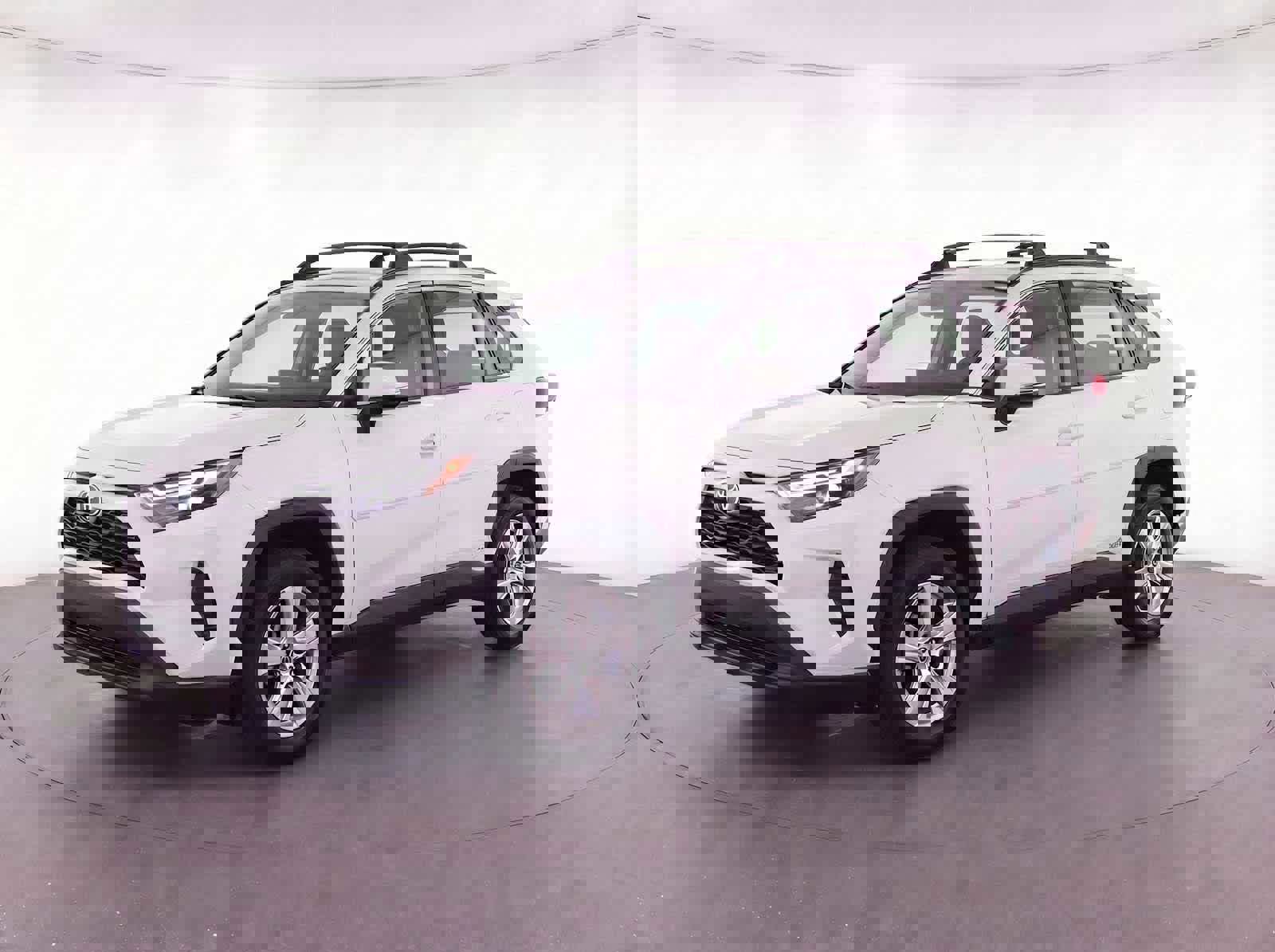 Used 2023 Toyota RAV4 XLE w/ Convenience Package image 1