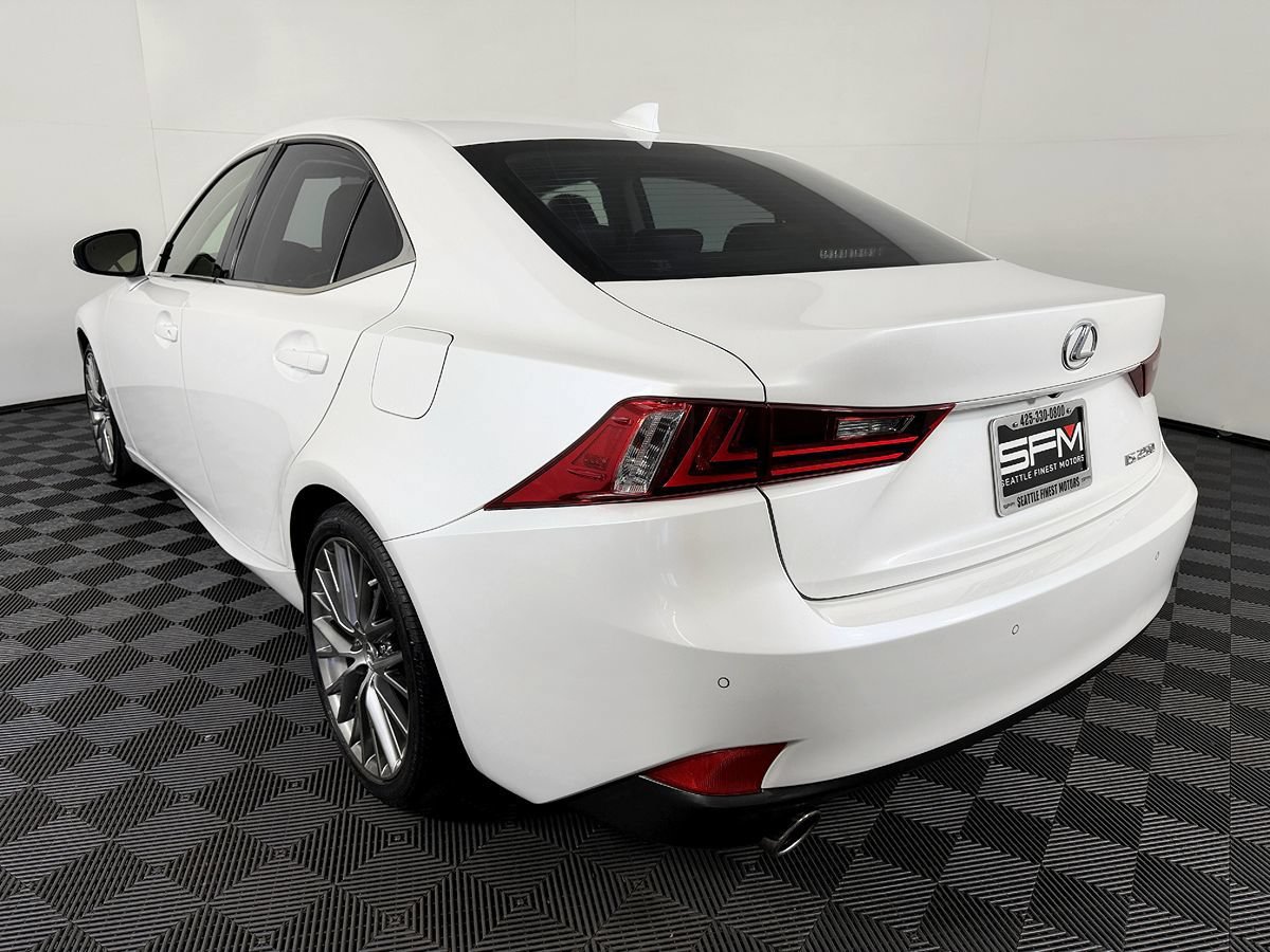 Used 2014 Lexus IS 250 w/ Luxury Package w/Gray Wood RWD image 14