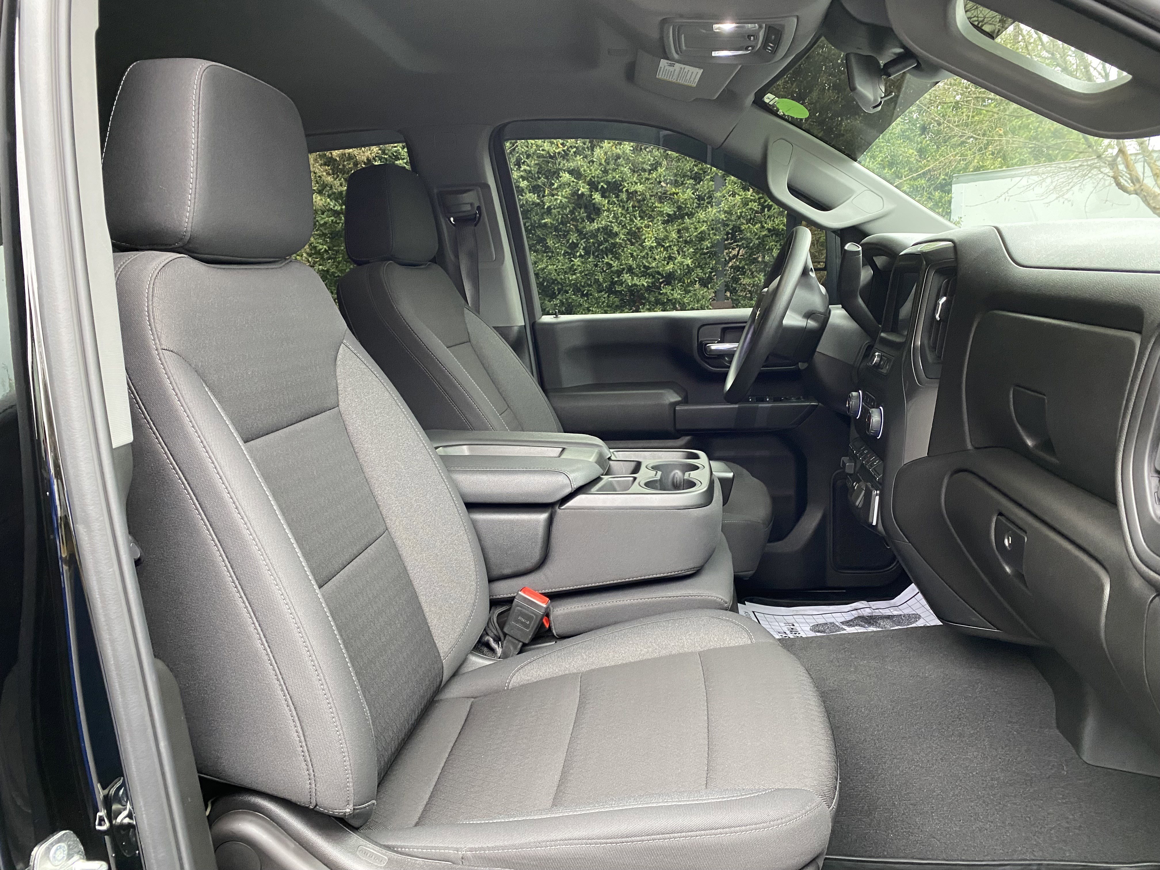 Used 2024 Chevrolet Silverado 2500 Custom w/ Custom Convenience Package image 32