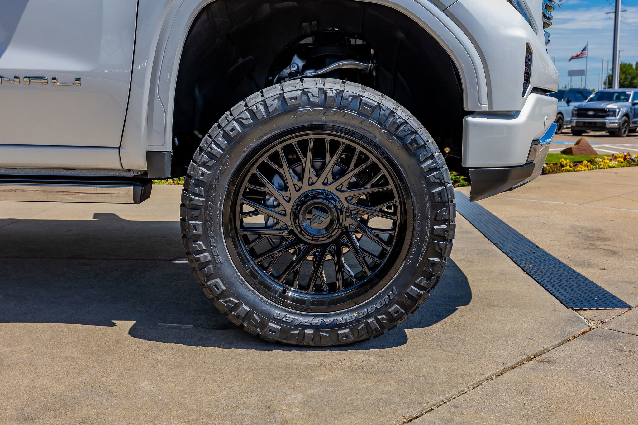 Used 2025 GMC Sierra 1500 Denali w/ Denali Reserve Package image 12