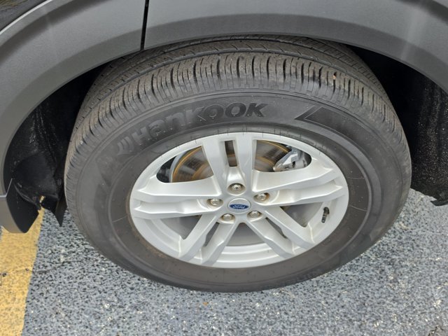 Certified 2024 Ford Explorer XLT RWD image 10