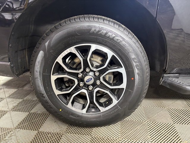 Used 2024 Ford Expedition Max XLT image 26