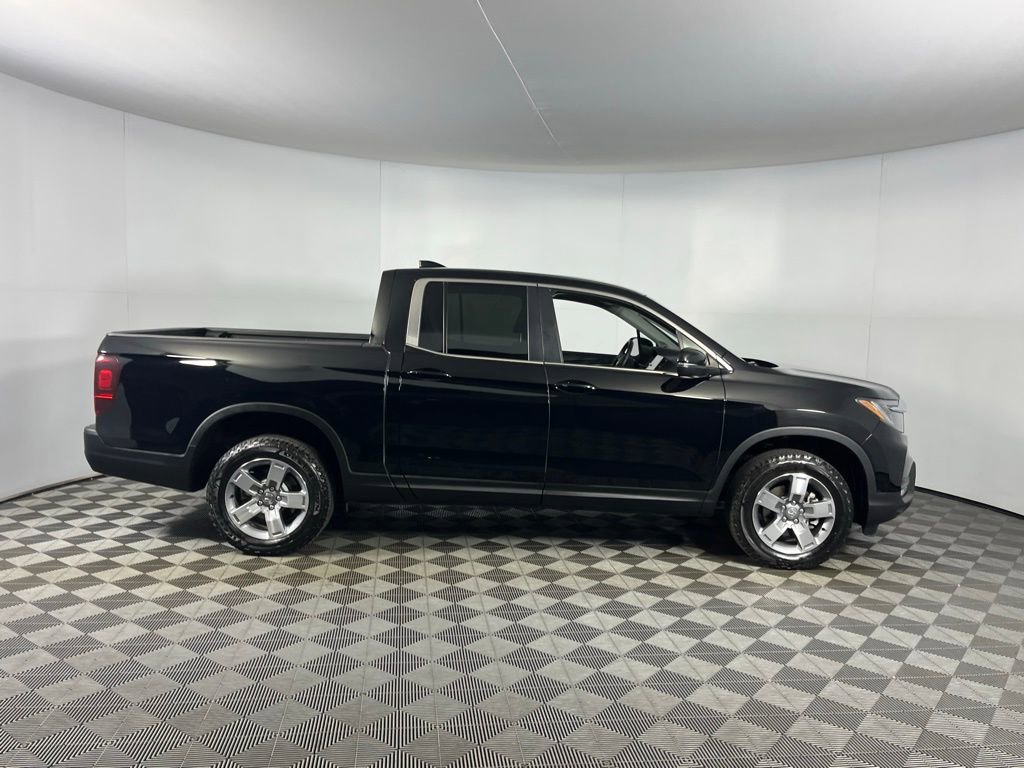 Used 2025 Honda Ridgeline RTL image 3