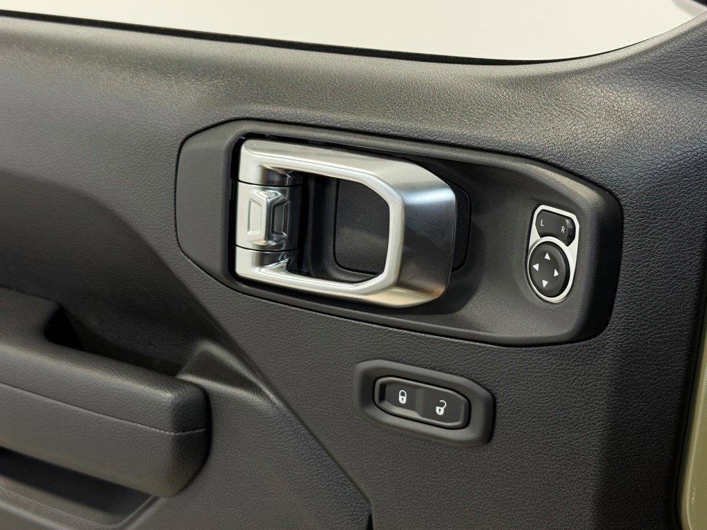 New 2025 Jeep Wrangler Sport S image 29