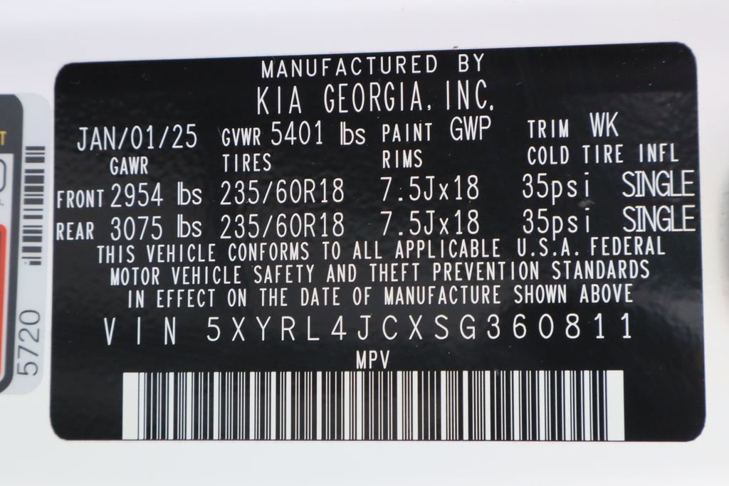 Used 2025 Kia Sorento S image 32