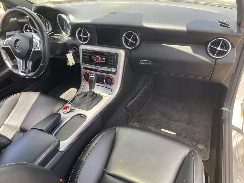 Used 2014 Mercedes-Benz SLK 350 image 13