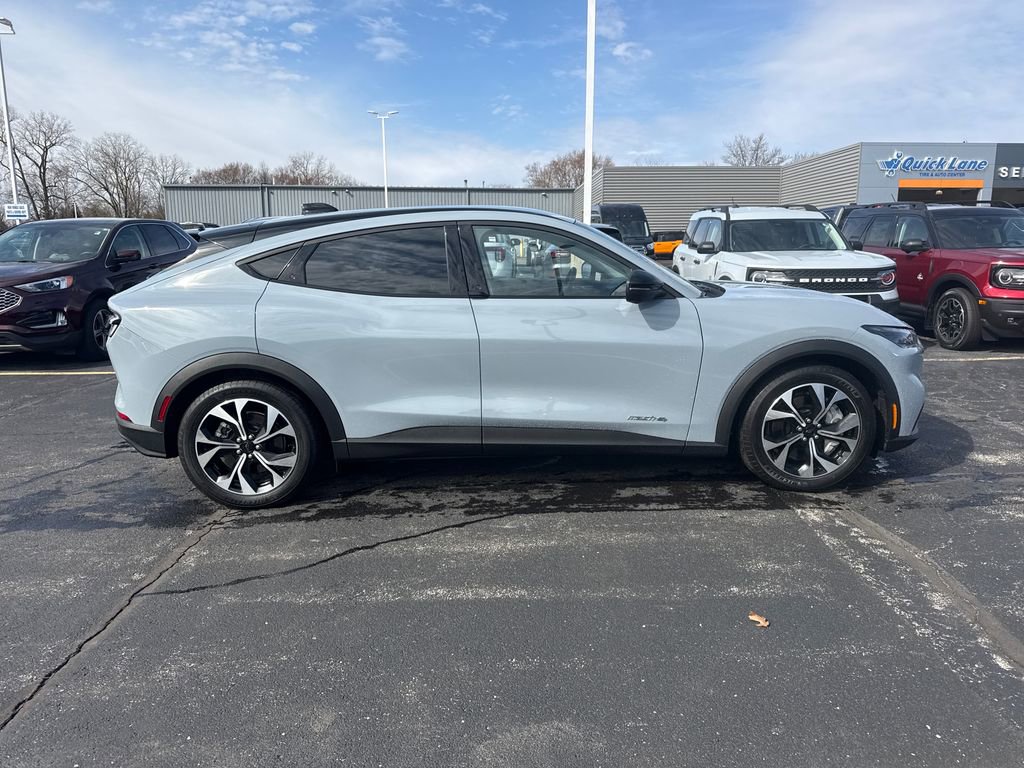 Used 2025 Ford Mustang Mach-E Select image 6