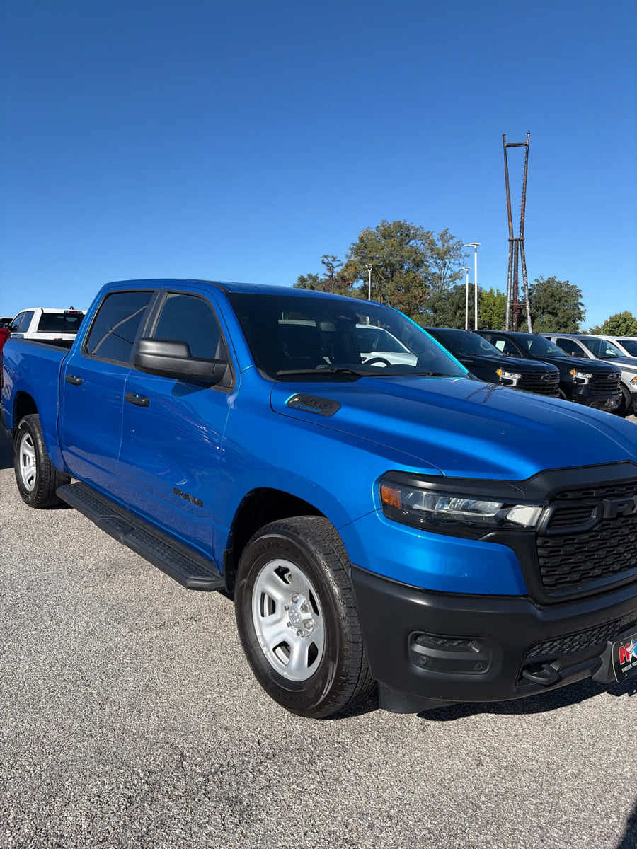 Used 2025 RAM 1500 Tradesman AWD/4WD image 17