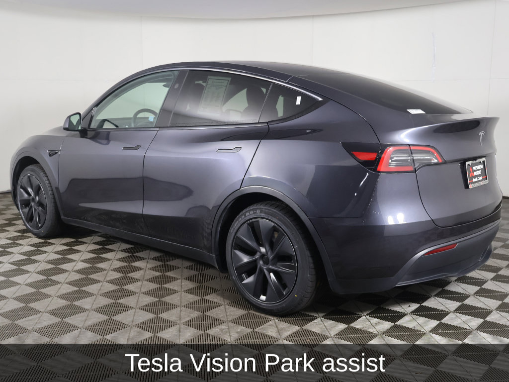 Used 2024 Tesla Model Y Long Range RWD image 12