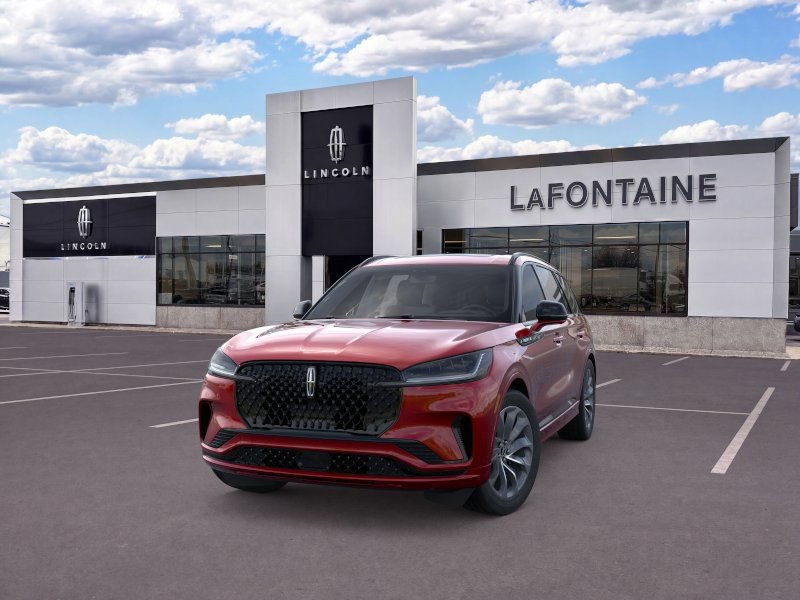 New 2026 Lincoln Aviator AWD image 2