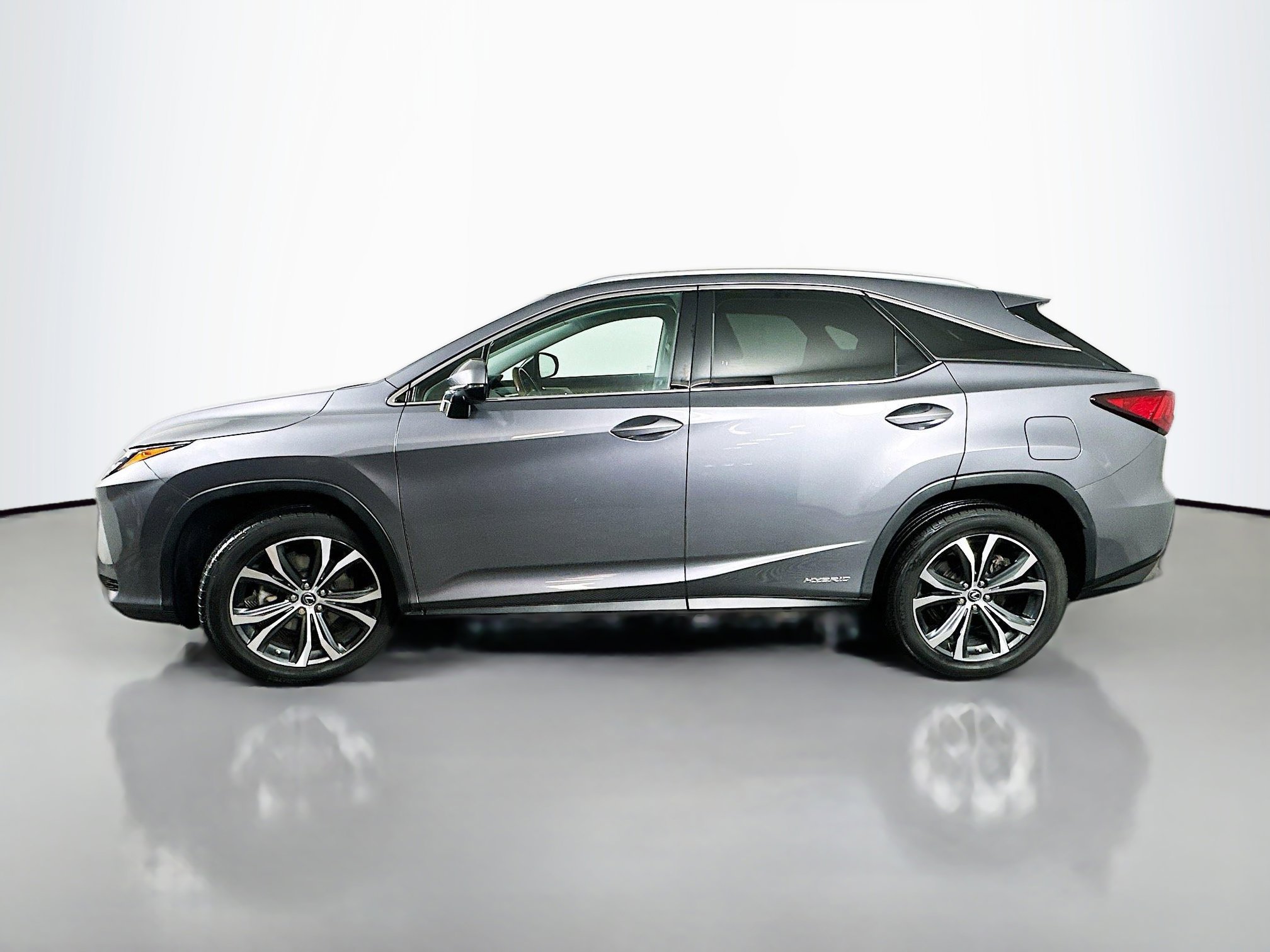 Used 2019 Lexus RX 450h AWD w/ Navigation Package image 4