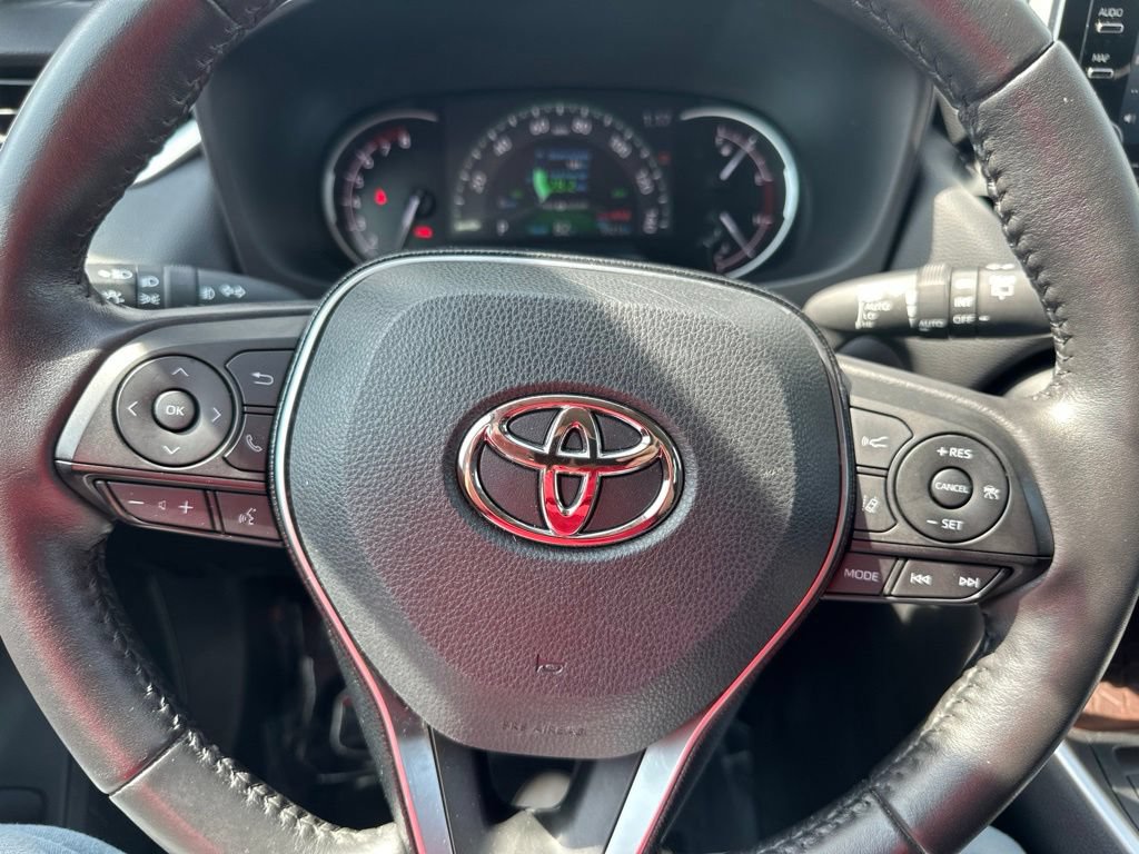 Used 2021 Toyota RAV4 Limited w/ Limited Grade Weather Package AWD/4WD image 40