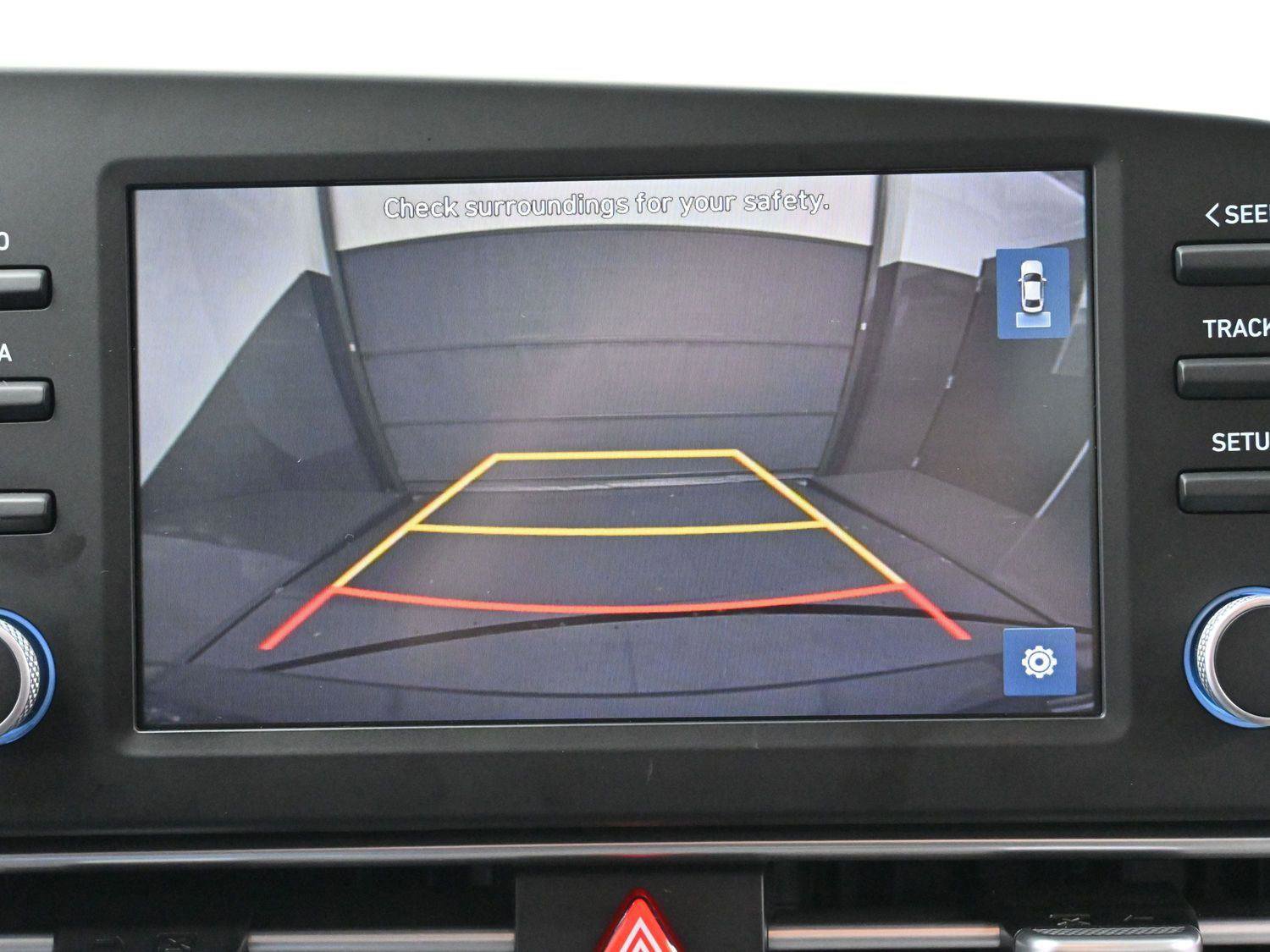 Used 2023 Hyundai Elantra SEL image 19