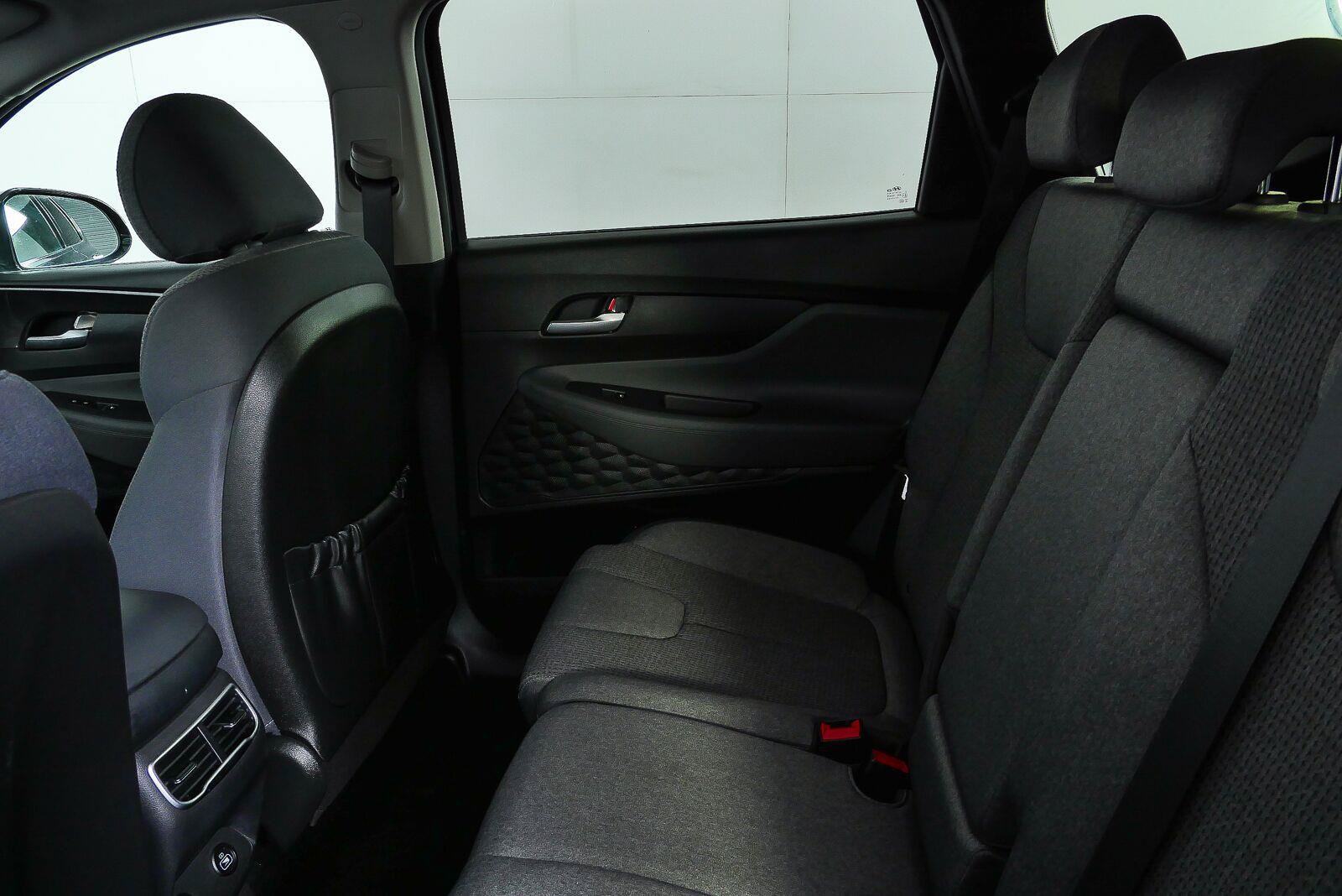 Used 2023 Hyundai Santa Fe SEL AWD/4WD image 17