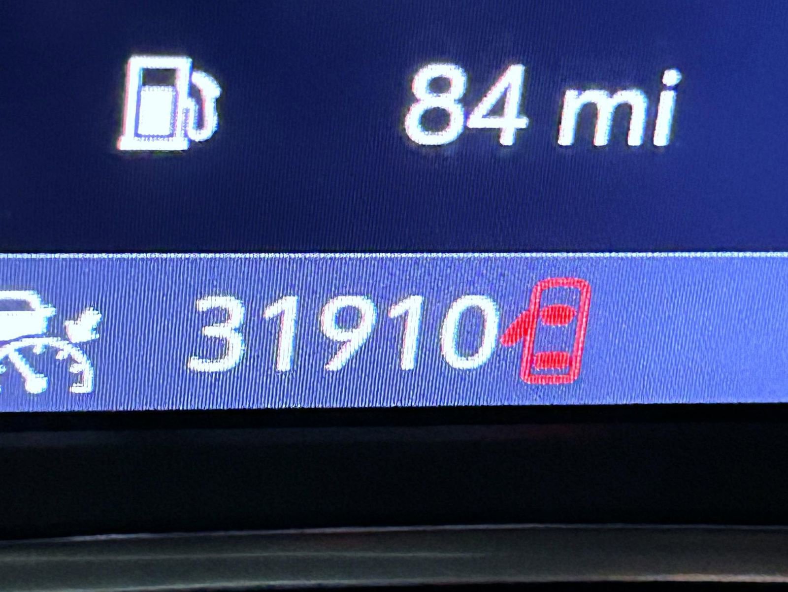 Used 2024 Chevrolet Equinox RS w/ RS Leather Package image 11