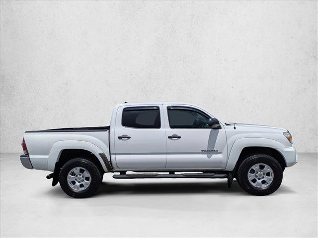 Used 2015 Toyota Tacoma PreRunner w/ SR5 Package RWD image 4