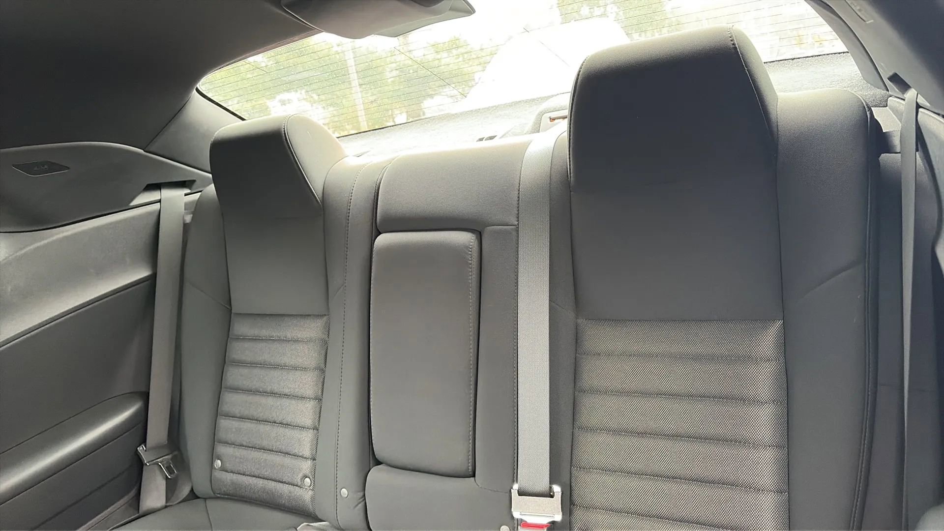 Used 2009 Dodge Challenger SE image 46