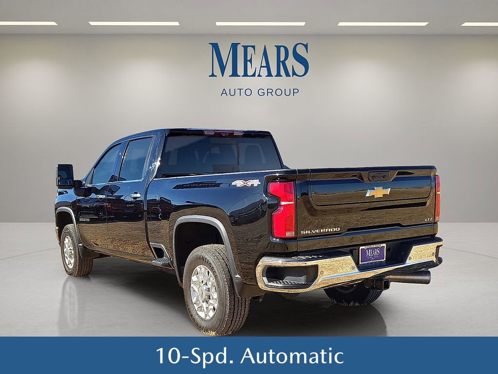 Used 2024 Chevrolet Silverado 3500 LTZ w/ LTZ Convenience Package image 4