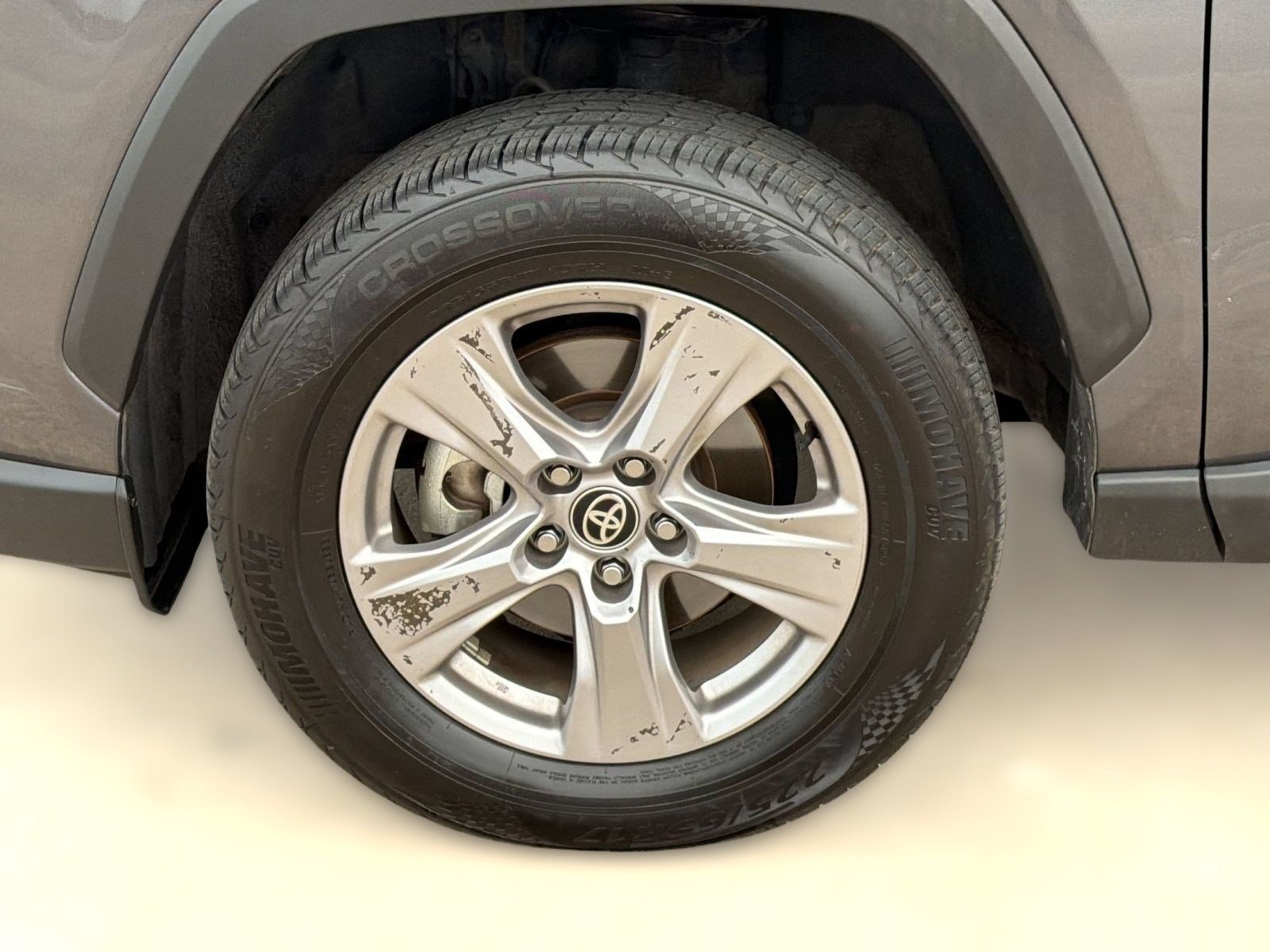 Used 2025 Toyota RAV4 XLE AWD/4WD image 13