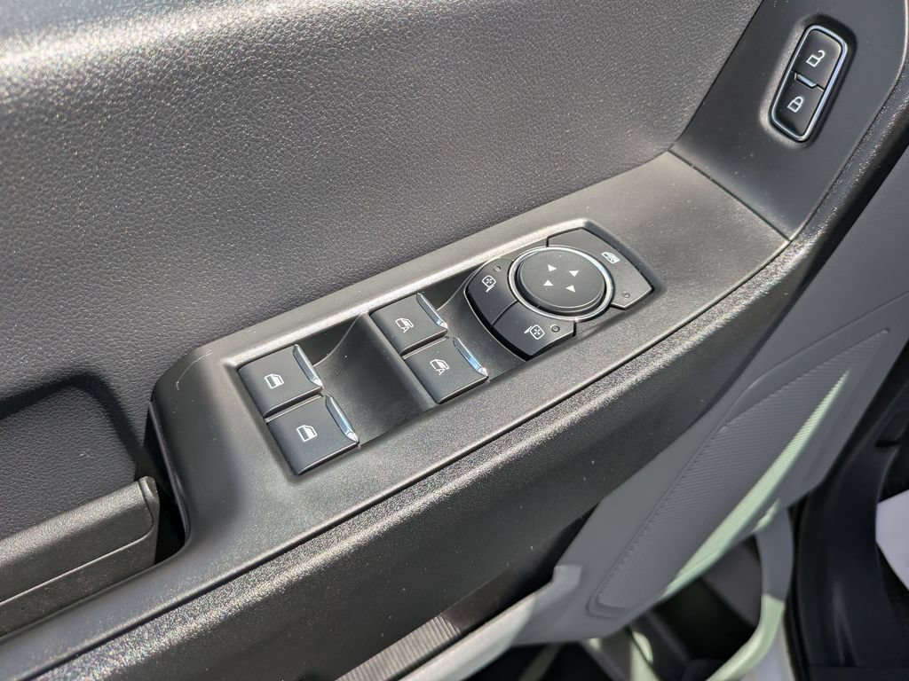 Used 2025 Ford F350 XL w/ XL Chrome Package RWD image 19