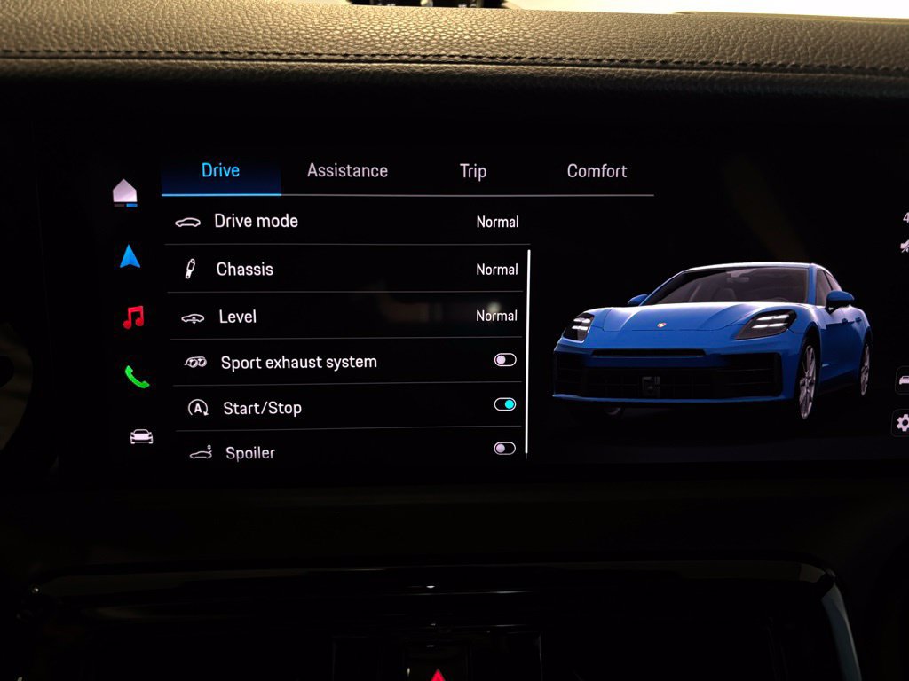 Certified 2026 Porsche Panamera RWD image 21