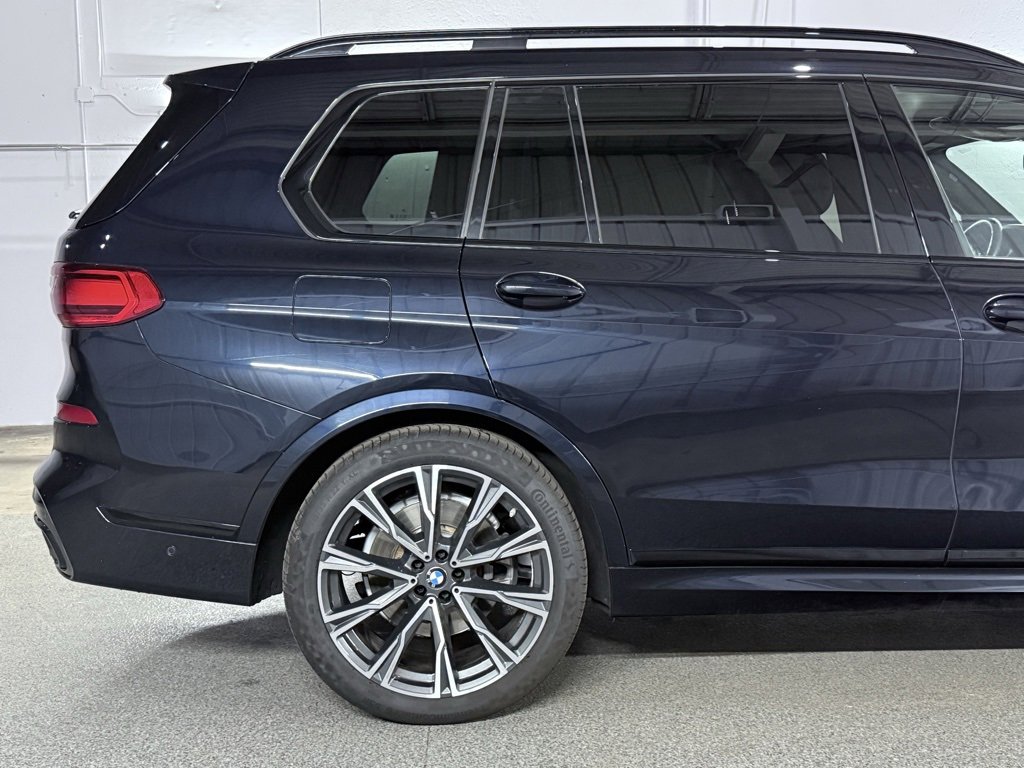 Used 2022 BMW X7 xDrive40i w/ M Sport Package image 8