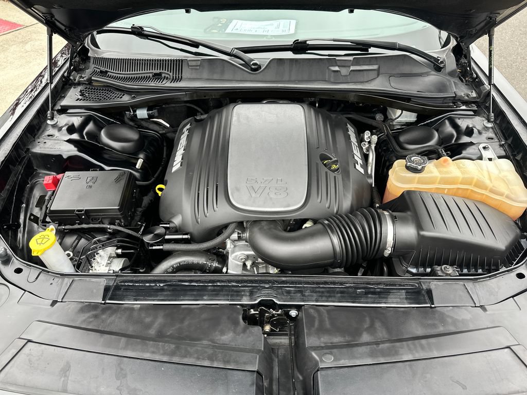 Used 2021 Dodge Challenger R/T w/ Blacktop Package RWD image 27