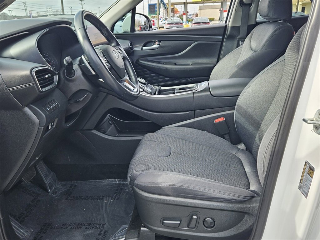 Used 2023 Hyundai Santa Fe SEL image 5