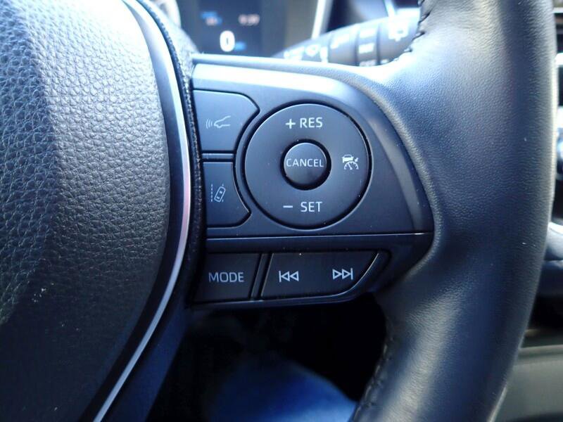 Used 2019 Toyota Corolla SE w/ SE Option Package image 16