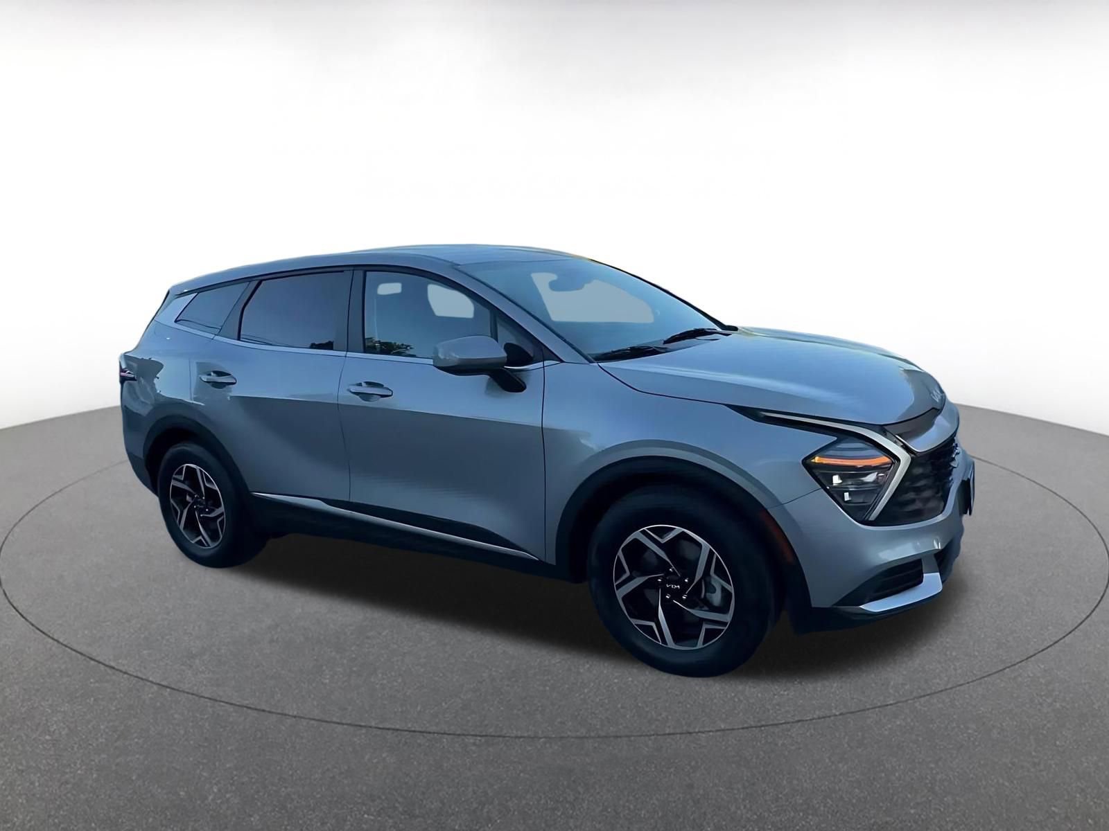 Used 2025 Kia Sportage LX FWD video 2