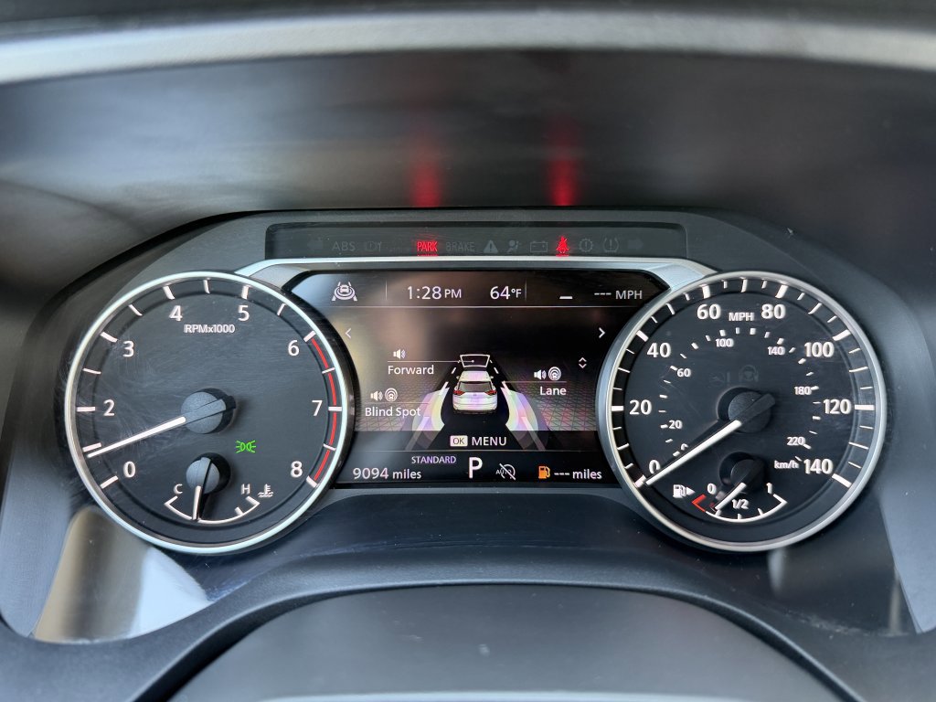 Used 2025 Nissan Rogue SV image 17