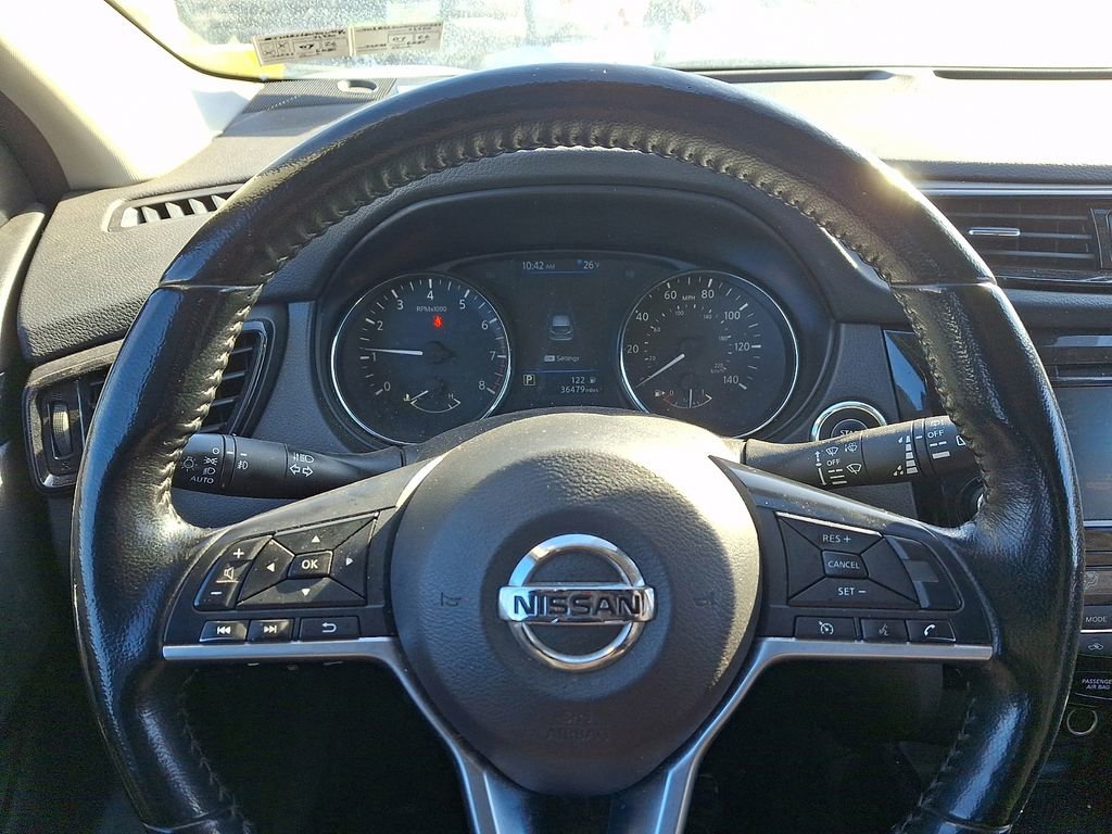 Used 2021 Nissan Rogue Sport SV image 16