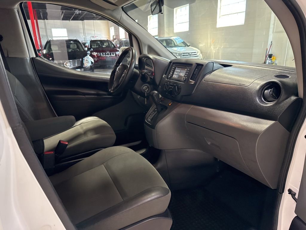 Used 2018 Nissan NV200 SV w/ Navigation Package image 35