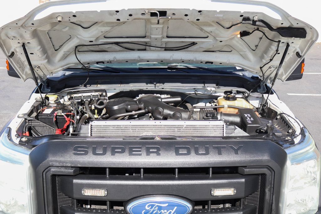 Used 2012 Ford F550 Luxury w/ PWR Equipment Group RWD image 16