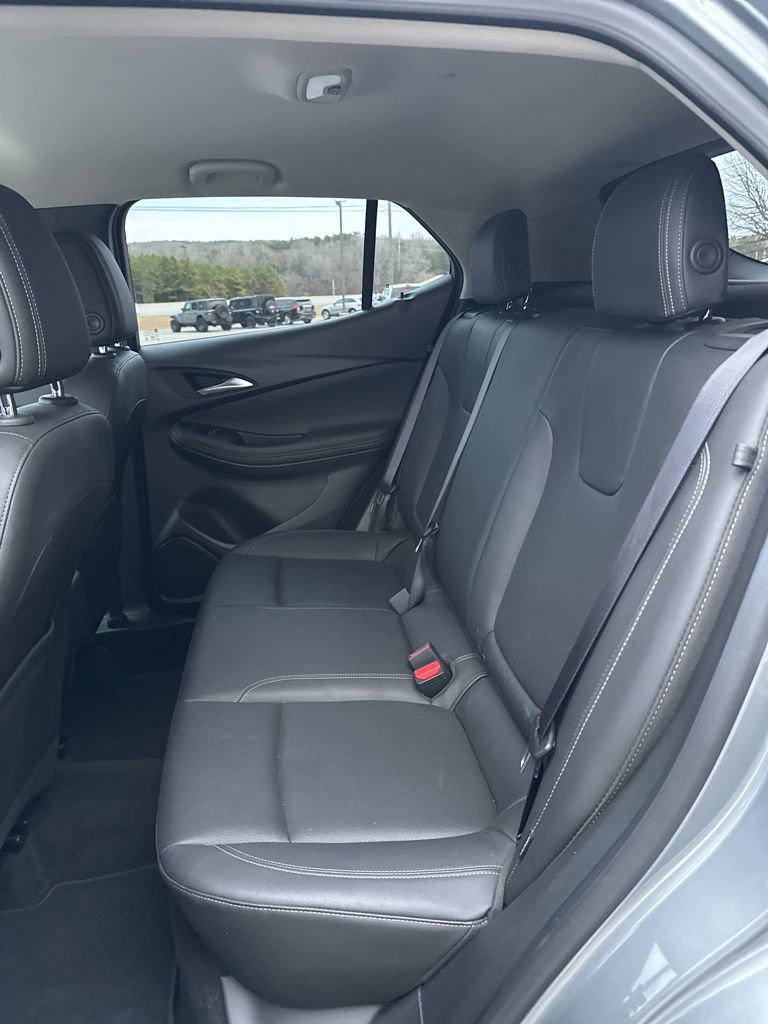 Used 2024 Buick Encore GX Sport Touring image 11