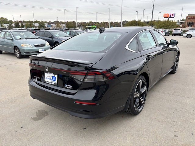 Certified 2025 Honda Accord Sport image 5