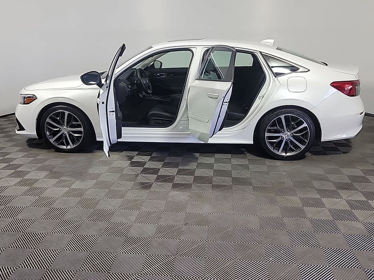 Certified 2022 Honda Civic Touring image 15