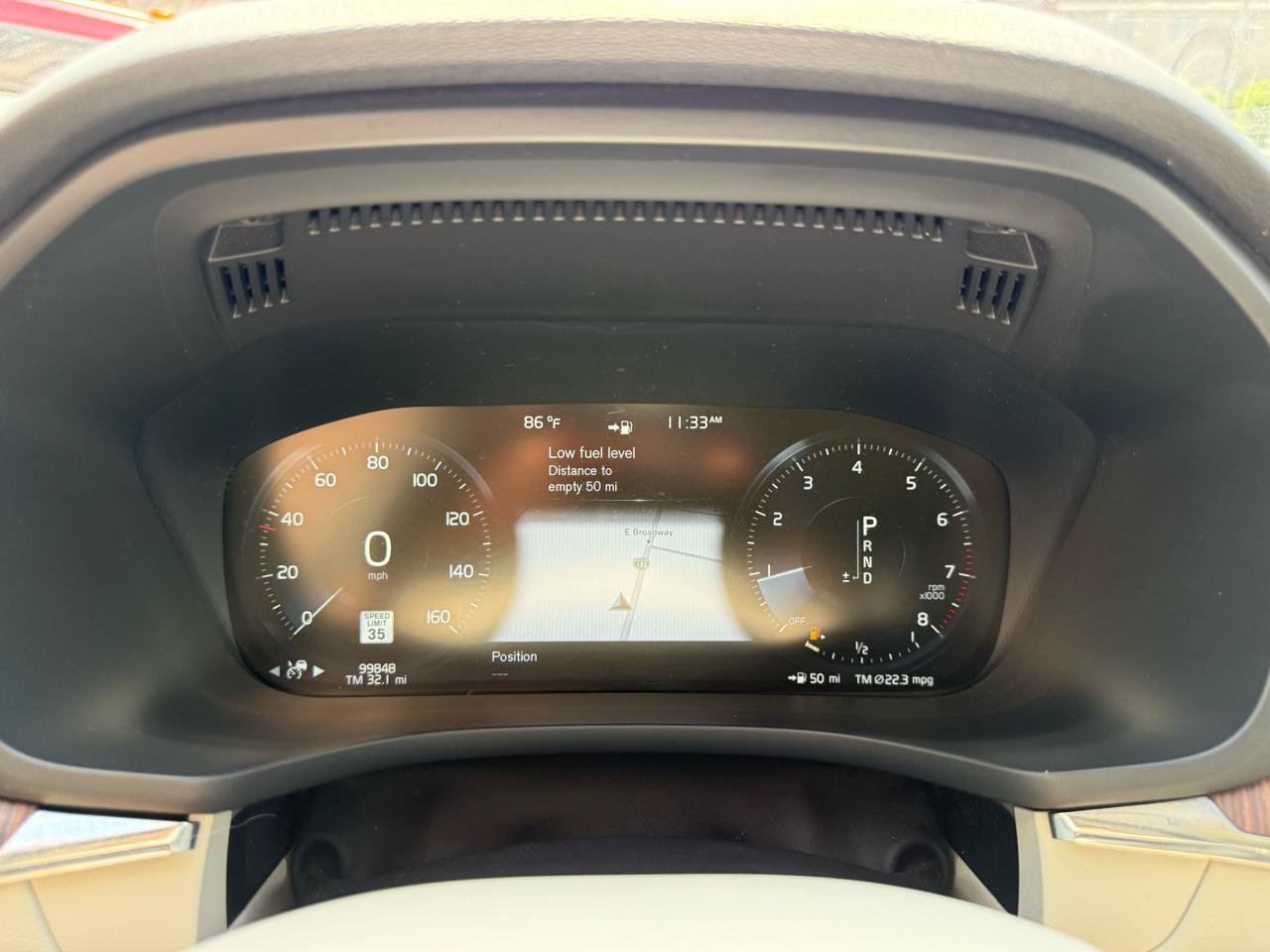 Used 2019 Volvo XC60 T6 Momentum w/ Advanced Package AWD/4WD image 14