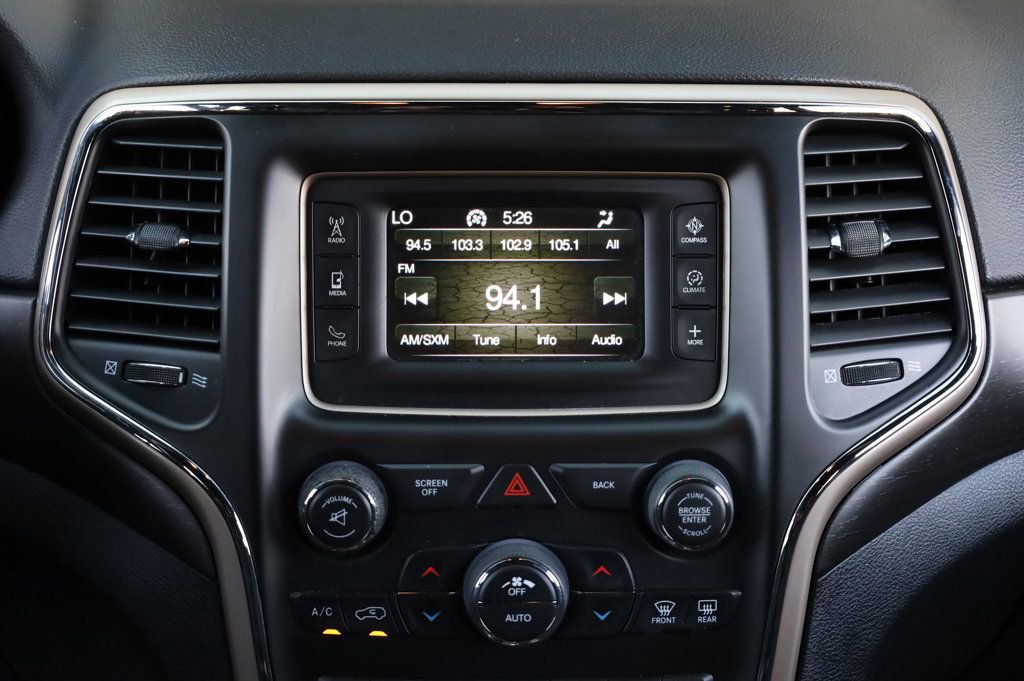 Used 2016 Jeep Grand Cherokee Laredo w/ Quick Order Package 23E image 38