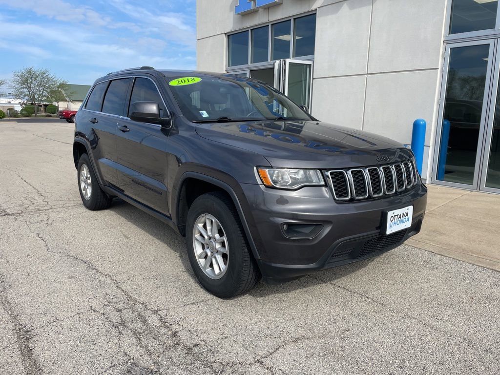Used 2018 Jeep Grand Cherokee Laredo AWD/4WD image 1