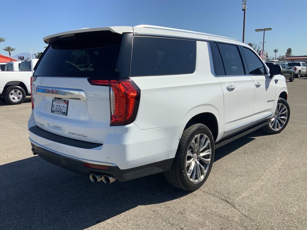 Used 2021 GMC Yukon XL Denali w/ Denali Premium Package image 5