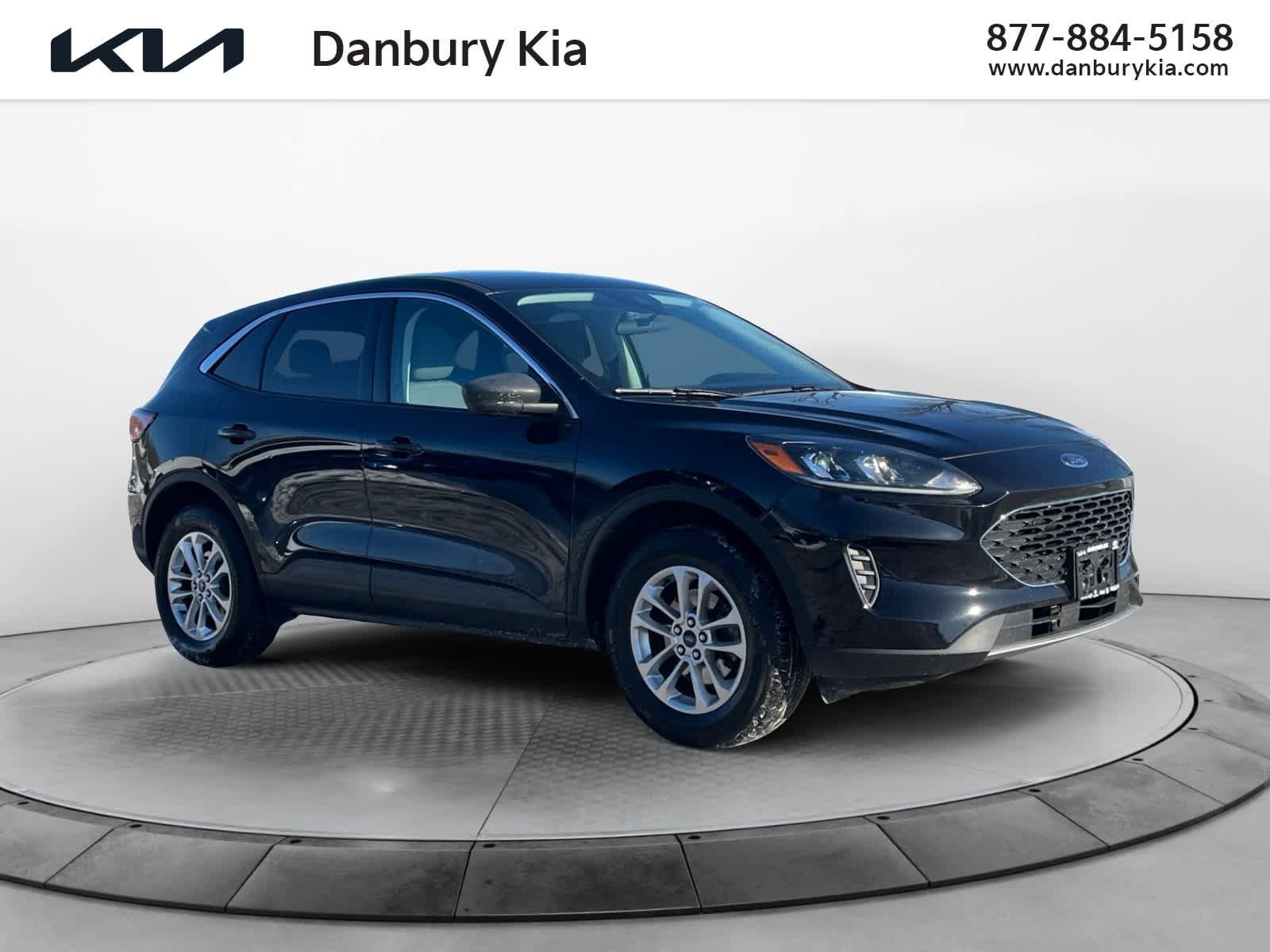 Used 2022 Ford Escape SE w/ Convenience Package