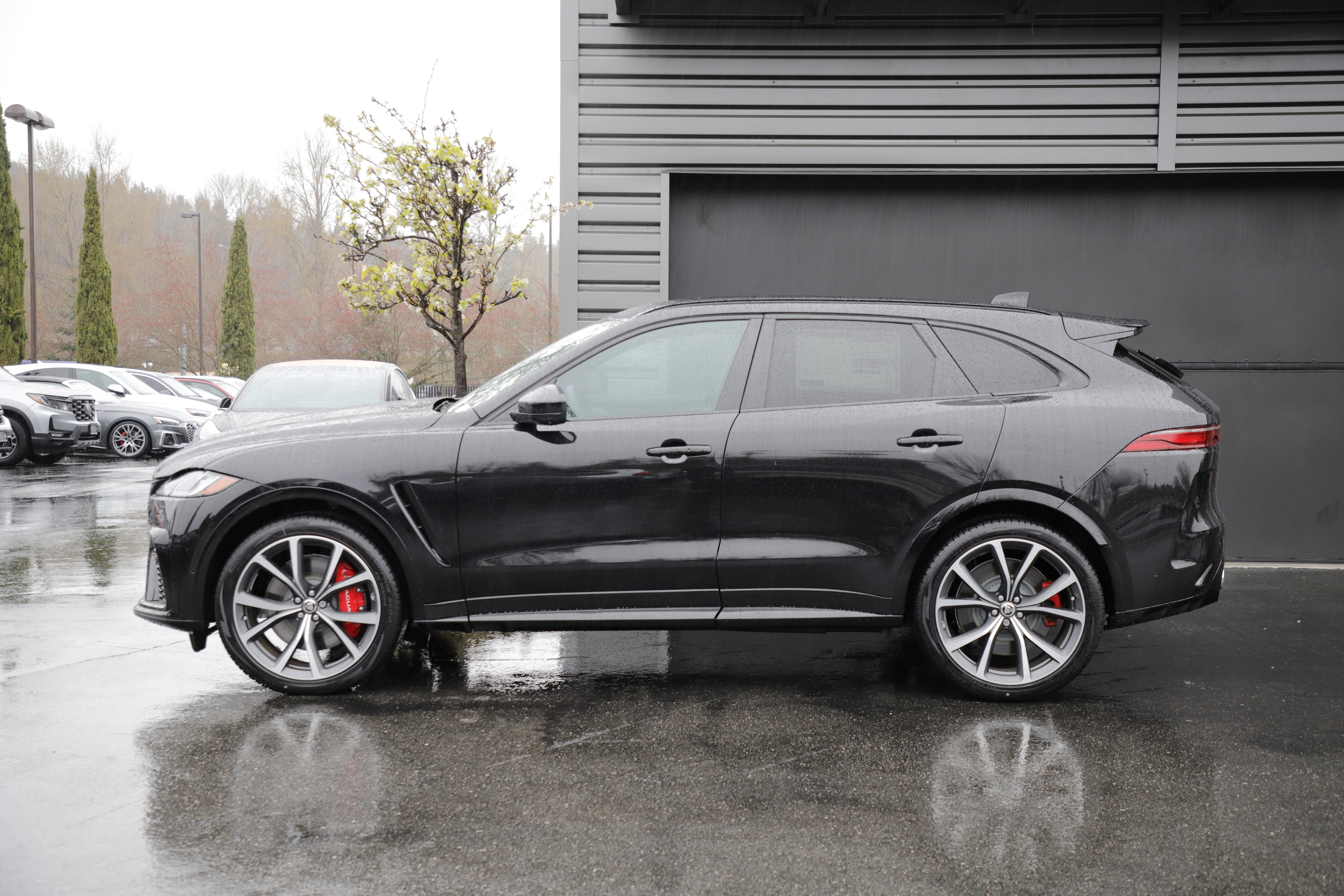 New 2026 Jaguar F-PACE SVR image 5