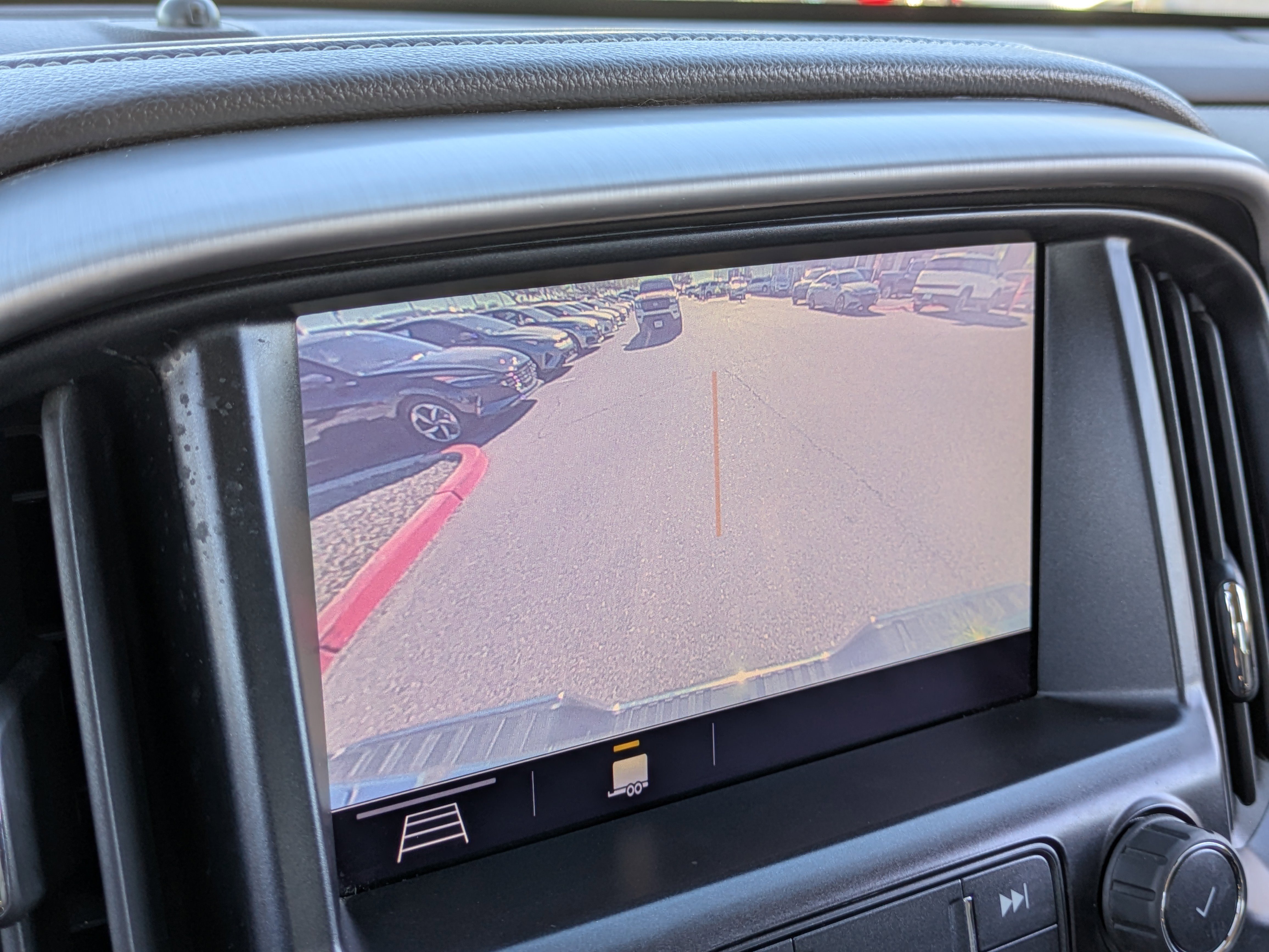 Used 2019 GMC Canyon SLE image 22