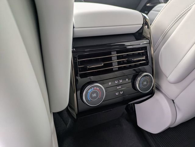 New 2026 Land Rover Range Rover Sport SE AWD/4WD image 13